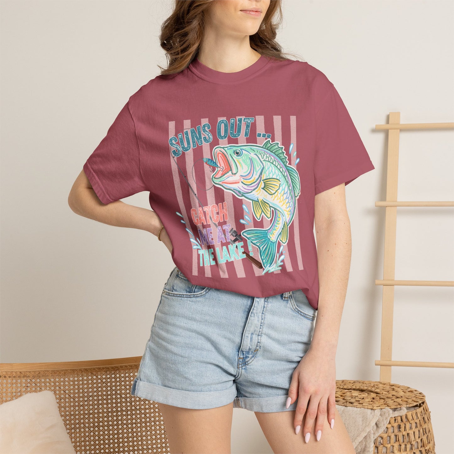 COMFORT COLORS - Suns Out Catch Me at the Lake Fishing T-Shirt
