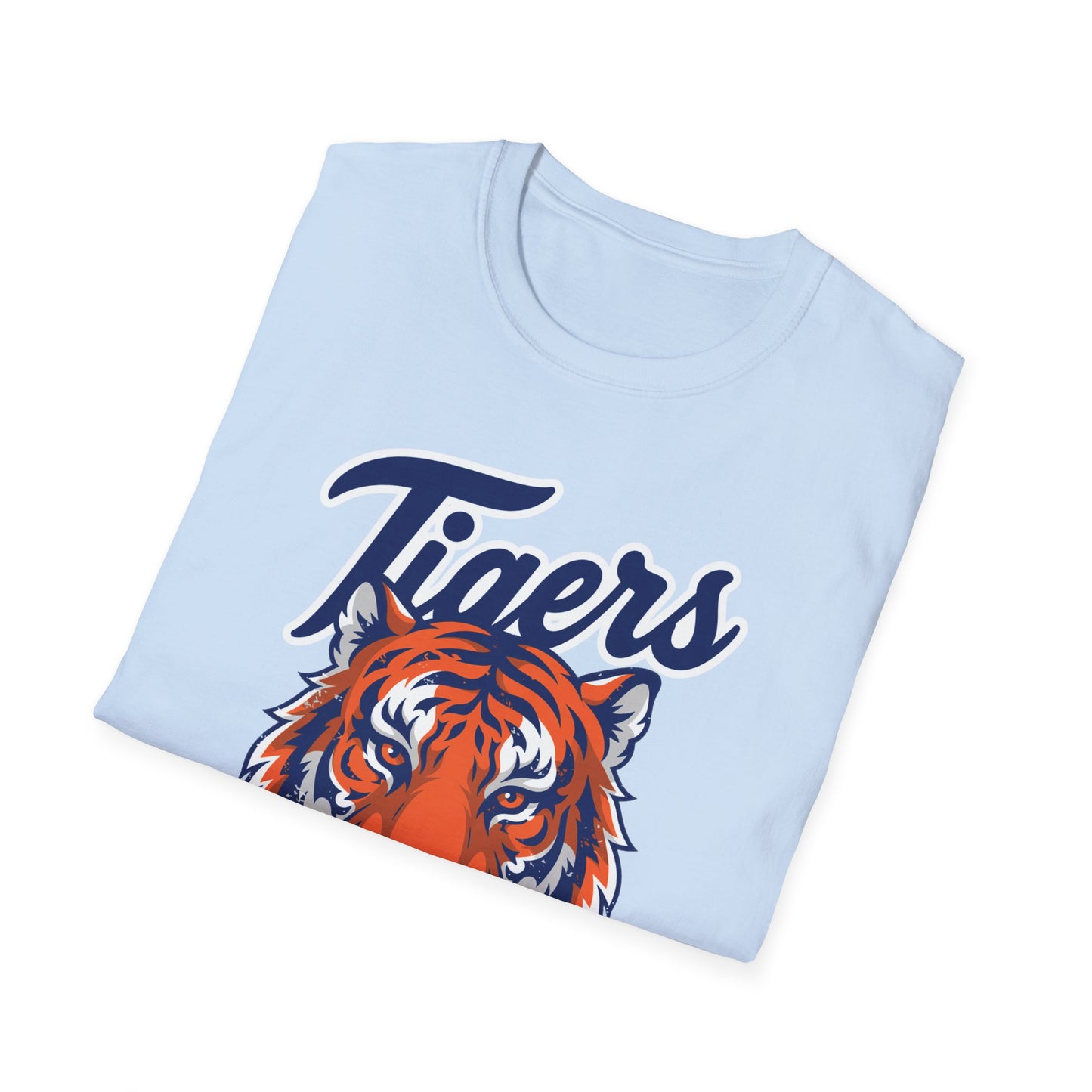 GILDAN -Tigers Graphic T-Shirt — Vintage Tiger Head Sports Tee