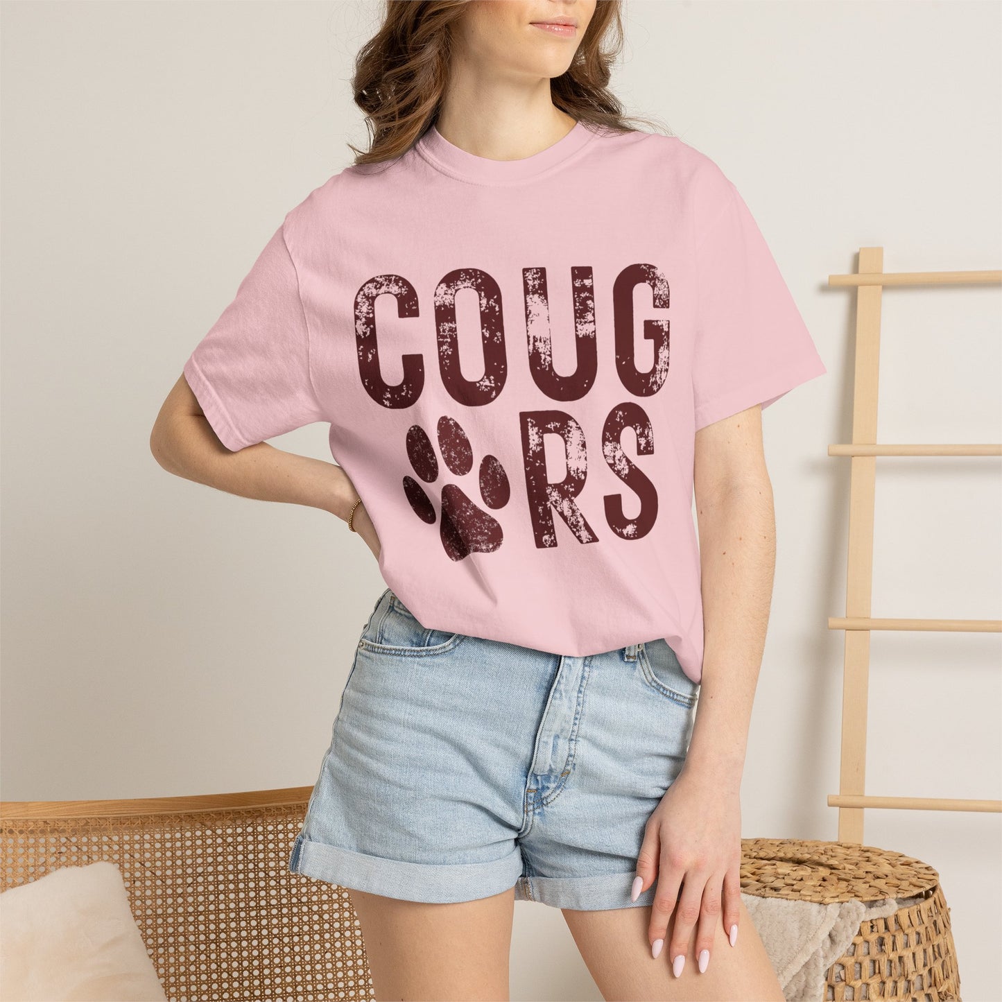 COMFORT COLORS - Cougars Distressed Paw T-Shirt