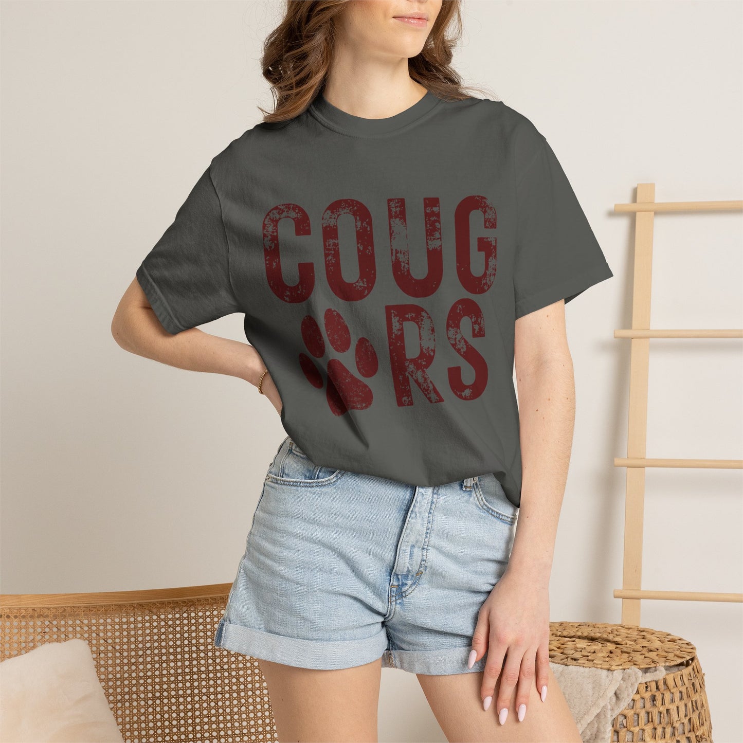 COMFORT COLORS - Cougars Distressed Paw T-Shirt