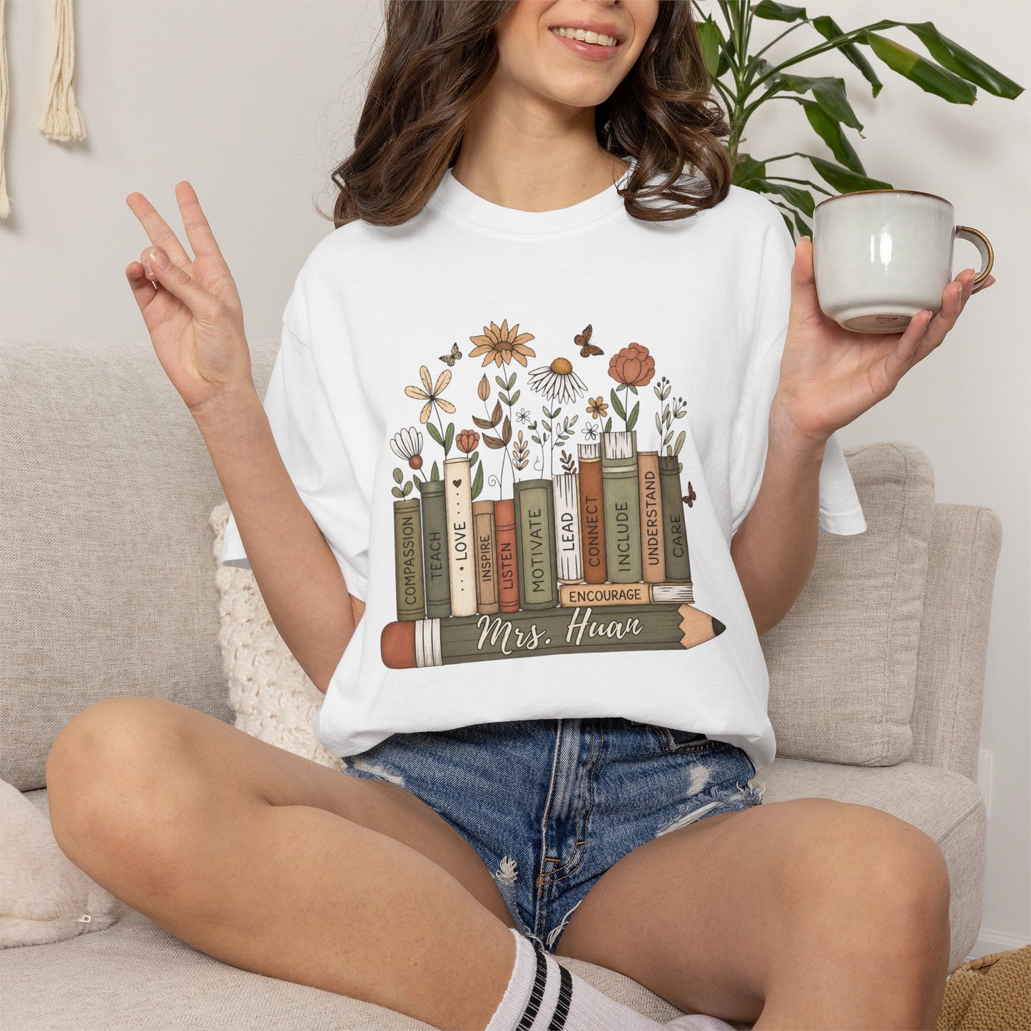 COMFORT COLORS - *** WANT TO PERSONALIZE THIS ?" - DO NOT ORDER THIS, PLEASE EMAIL ME @REFININGFAITHCOMPANY@GMAIL.COM*** Teacher Bookshelf T-Shirt – Personalized “Mrs. Hayes” Pencil & Floral Reading...