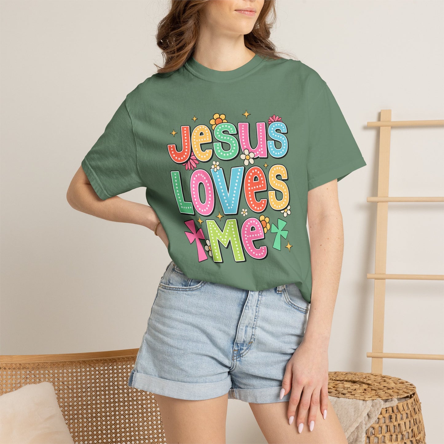 COMFORT COLORS - Jesus Loves Me T-Shirt — Colorful Retro Kids/Youth Faith Tee