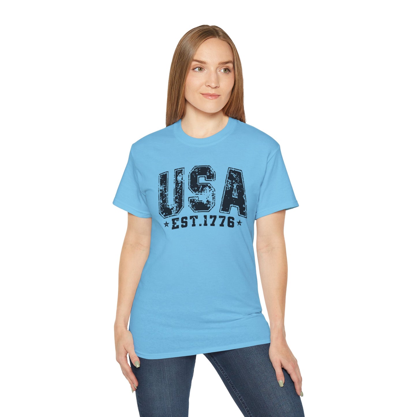 GILDAN - USA EST.1776 T-Shirt — Vintage Patriotic American Tee for 4th of July
