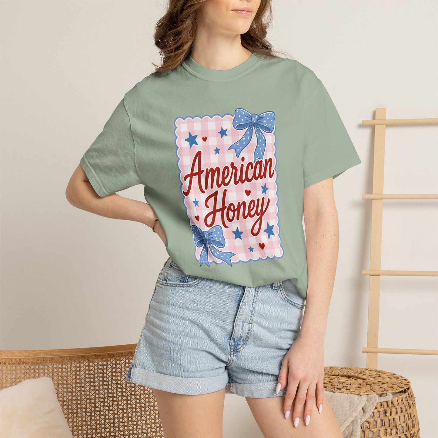 COMFORT COLORS - American Honey Graphic T-Shirt — Retro Patriotic Stars & Bows