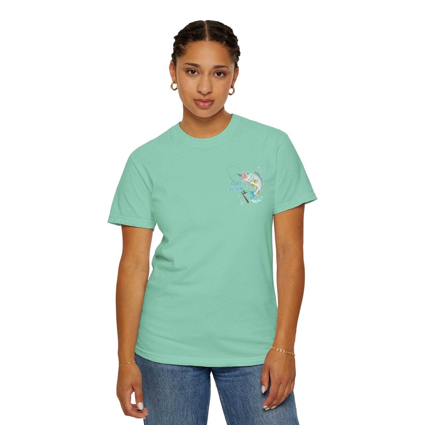 COMFORT COLORS - Catch me at the lake 2 side design tee