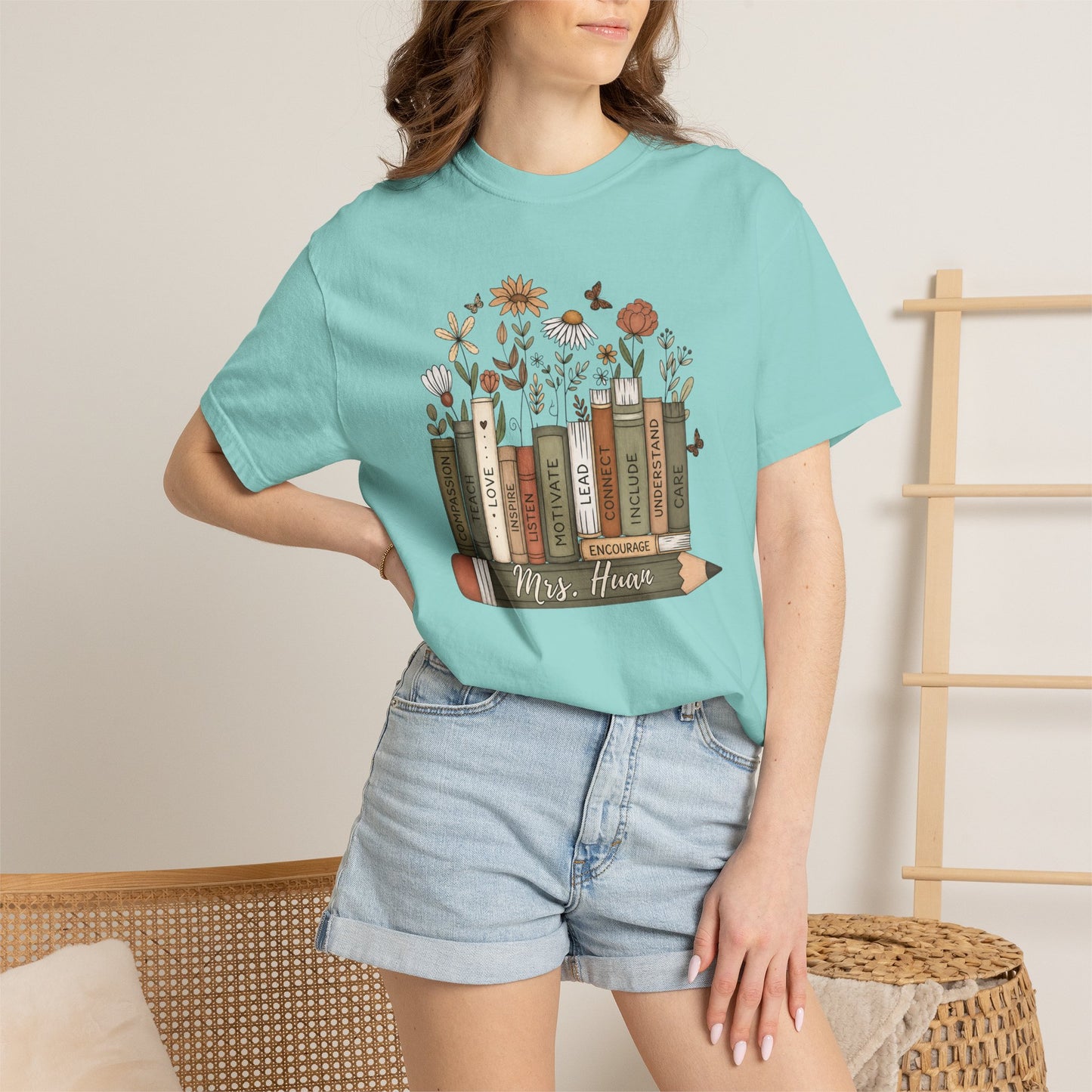 COMFORT COLORS - *** WANT TO PERSONALIZE THIS ?" - DO NOT ORDER THIS, PLEASE EMAIL ME @REFININGFAITHCOMPANY@GMAIL.COM*** Teacher Bookshelf T-Shirt – Personalized “Mrs. Hayes” Pencil & Floral Reading...