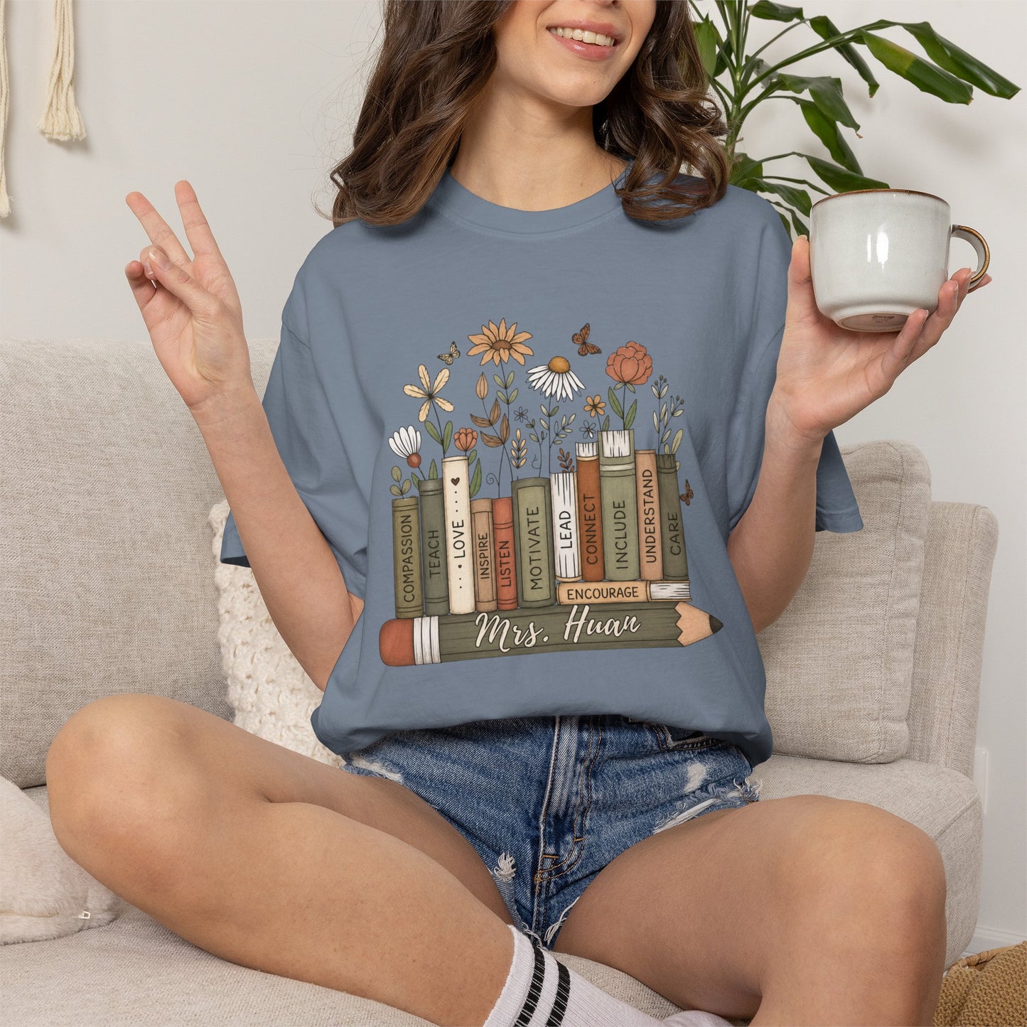 COMFORT COLORS - *** WANT TO PERSONALIZE THIS ?" - DO NOT ORDER THIS, PLEASE EMAIL ME @REFININGFAITHCOMPANY@GMAIL.COM*** Teacher Bookshelf T-Shirt – Personalized “Mrs. Hayes” Pencil & Floral Reading...