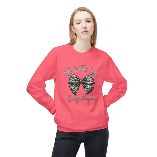 GILDAN - Crewneck Sweatshirt - 'Hate Hunting Season, Goodbye Husband' Camo Bow Graphic