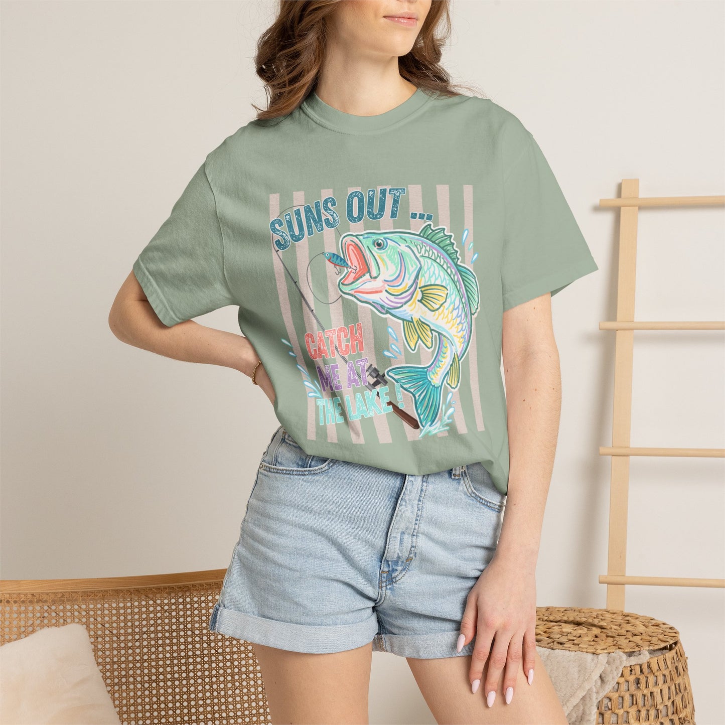 COMFORT COLORS - Suns Out Catch Me at the Lake Fishing T-Shirt