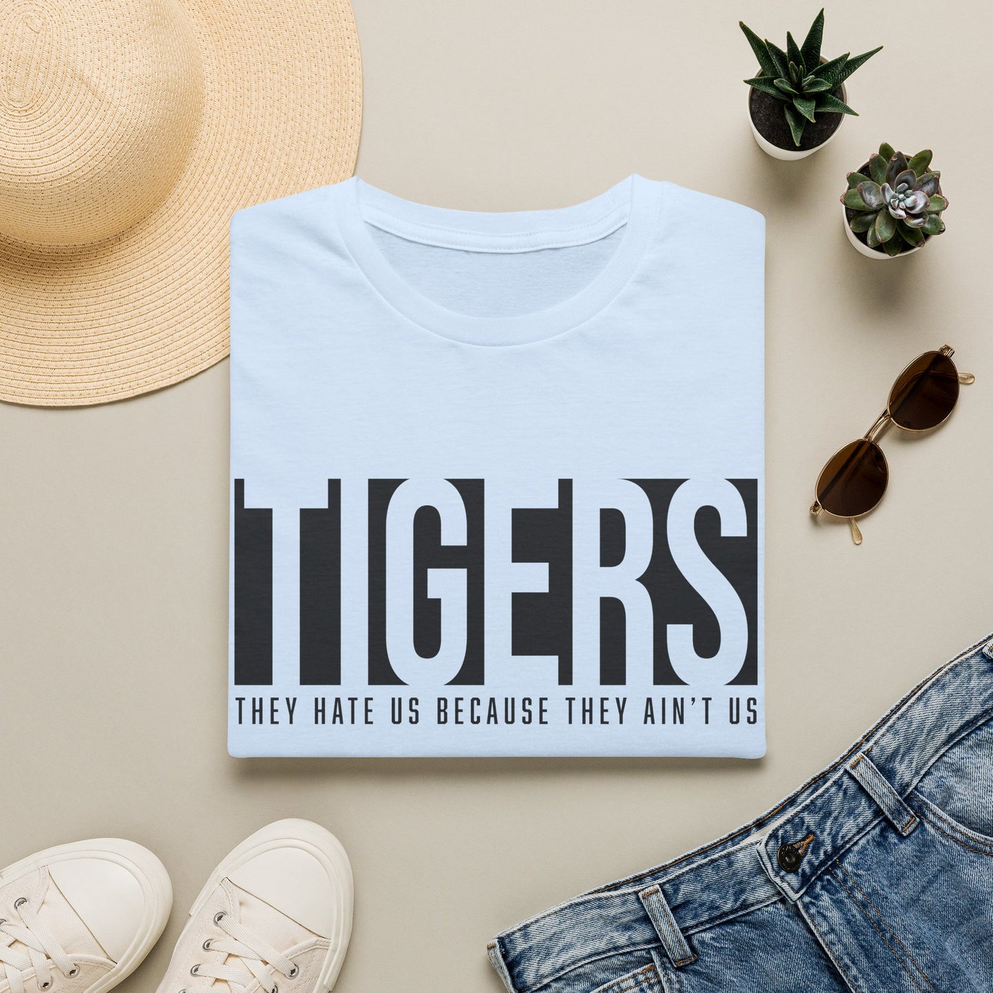GILDAN * Tigers Graphic T-Shirt — 'Tigers' Bold Text Design