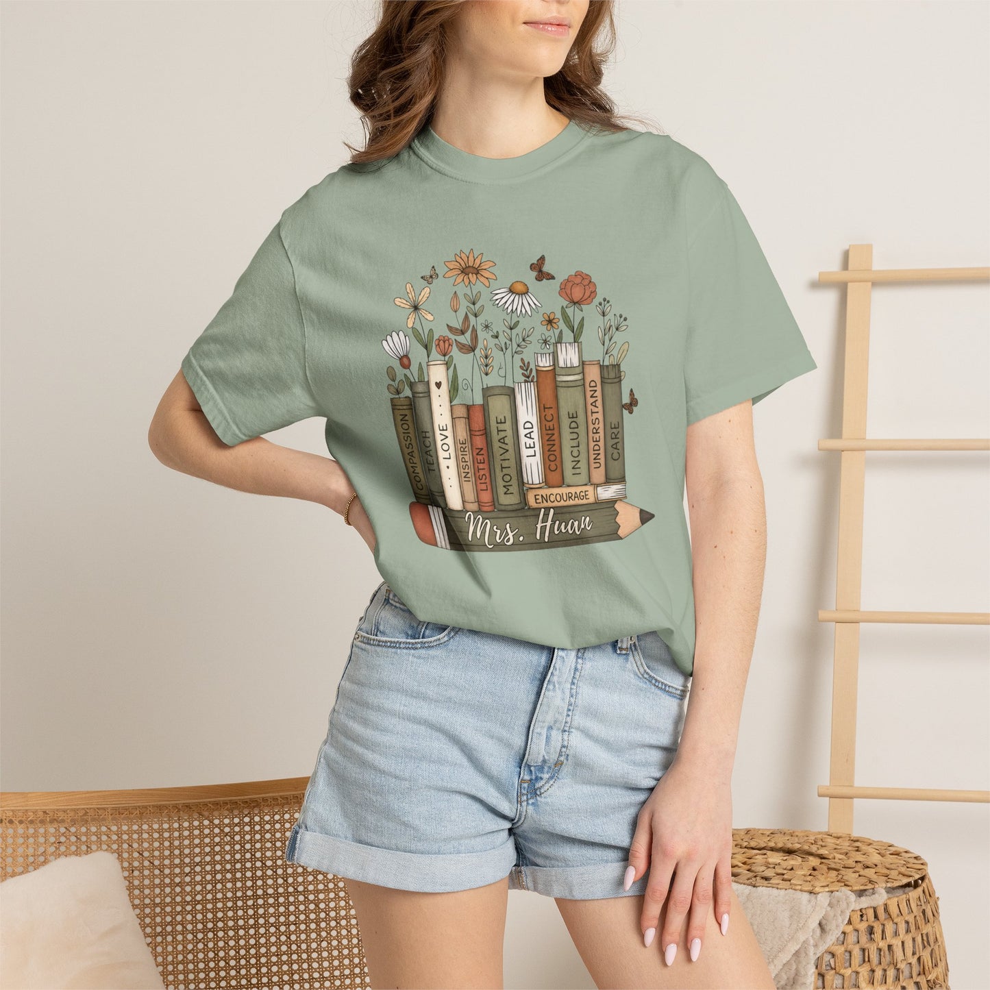 COMFORT COLORS - *** WANT TO PERSONALIZE THIS ?" - DO NOT ORDER THIS, PLEASE EMAIL ME @REFININGFAITHCOMPANY@GMAIL.COM*** Teacher Bookshelf T-Shirt – Personalized “Mrs. Hayes” Pencil & Floral Reading...