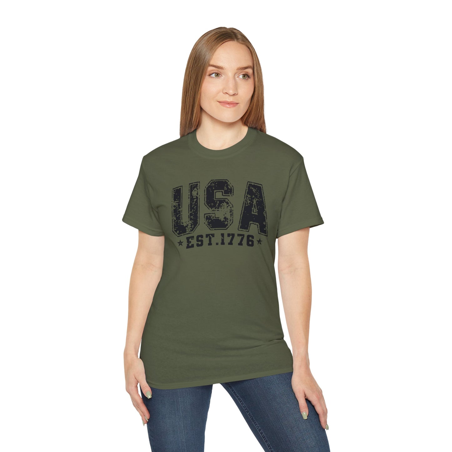 GILDAN - USA EST.1776 T-Shirt — Vintage Patriotic American Tee for 4th of July