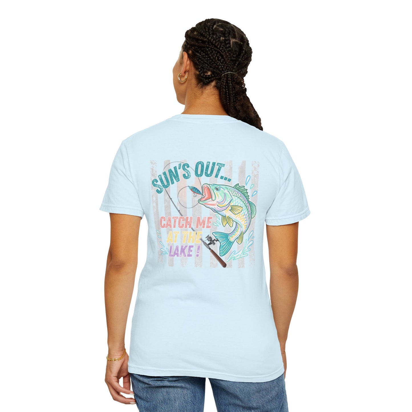 COMFORT COLORS - Catch me at the lake 2 side design tee