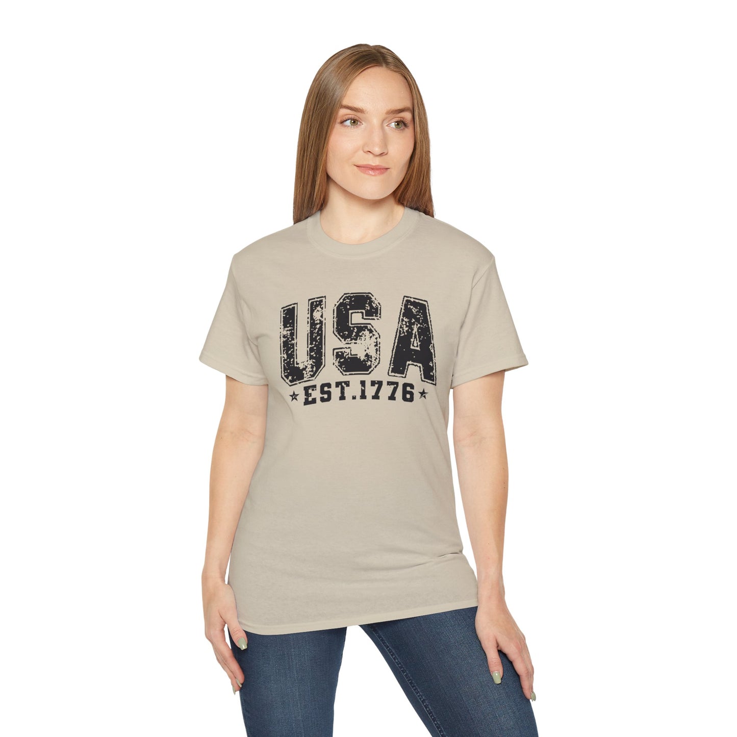 GILDAN - USA EST.1776 T-Shirt — Vintage Patriotic American Tee for 4th of July