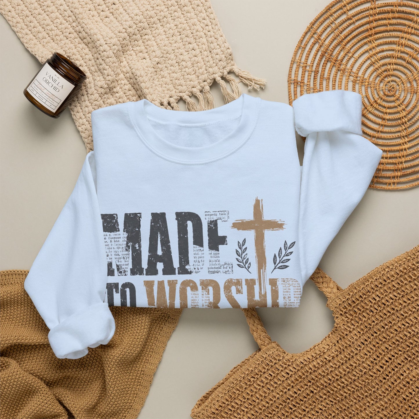 GILDAN - Worship Crewneck Sweatshirt — "Made to Worship to Him" Christian Pullover