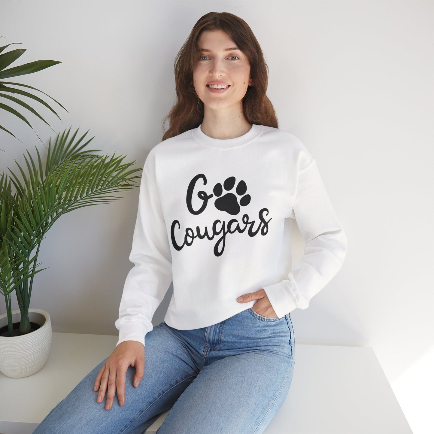 GILDAN - Cougars Paw Crewneck Sweatshirt