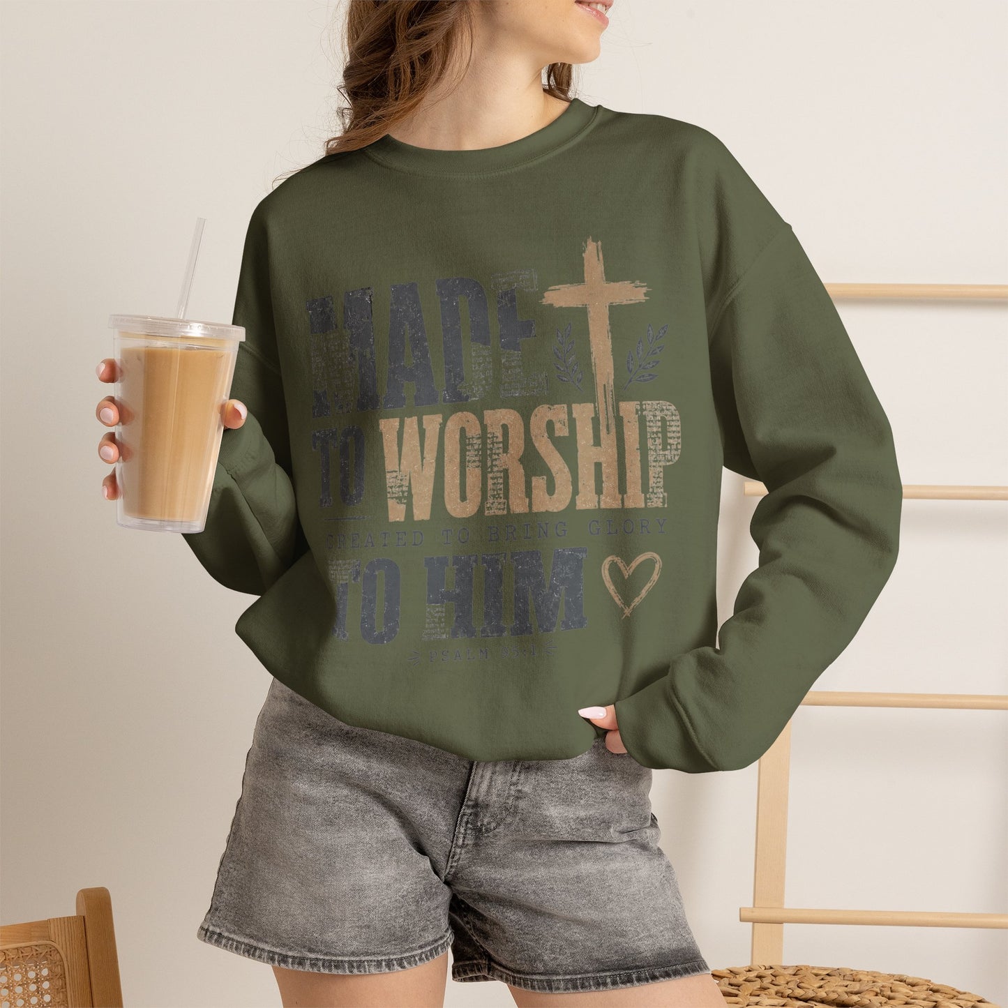 GILDAN - Worship Crewneck Sweatshirt — "Made to Worship to Him" Christian Pullover
