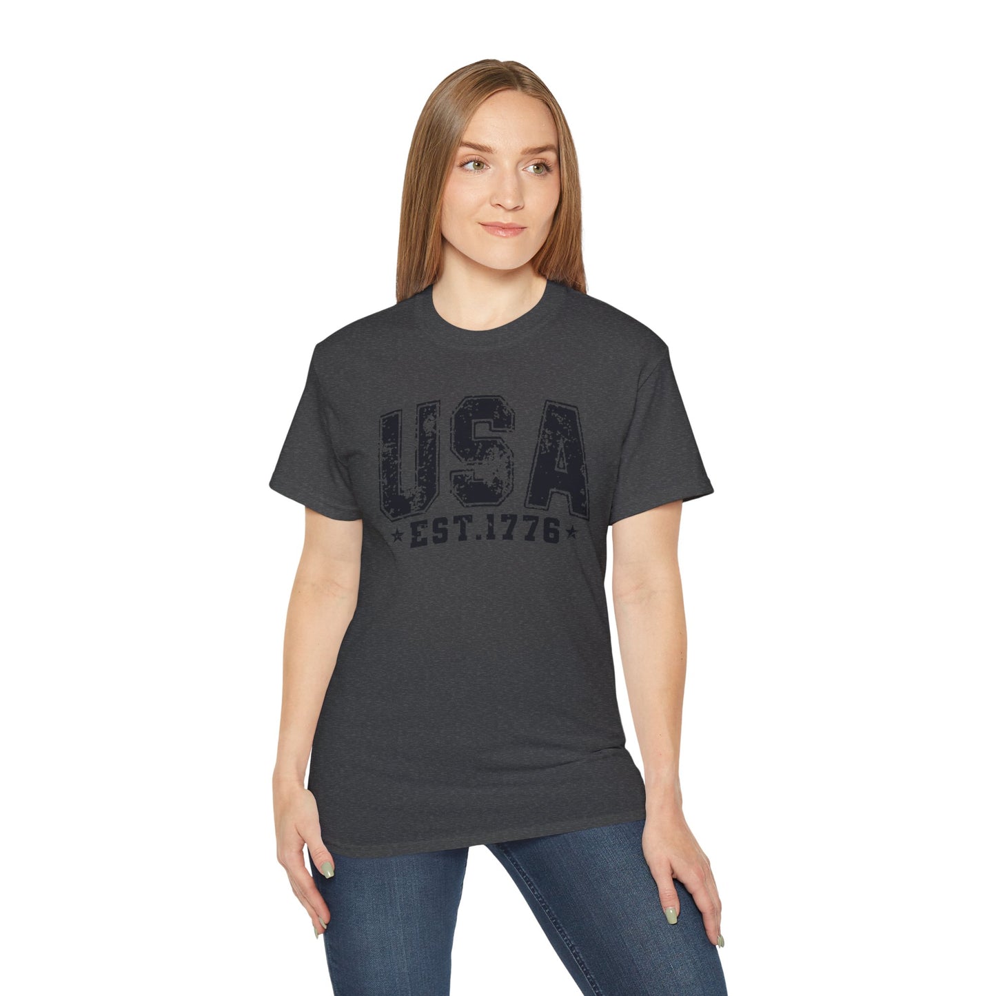 GILDAN - USA EST.1776 T-Shirt — Vintage Patriotic American Tee for 4th of July