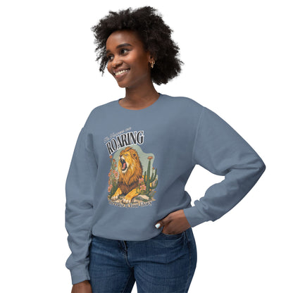 COMFORT COLORS - Roaring Lion Crewneck Sweatshirt — "The Lion Roars" Graphic