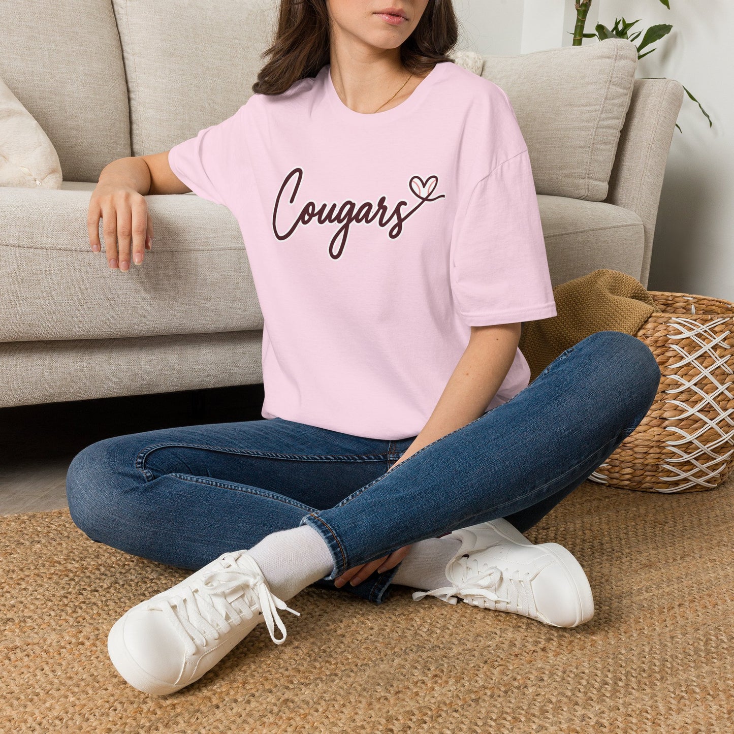 GILDAN - Cougars Script T-Shirt — Retro Pink Heart Team Tee